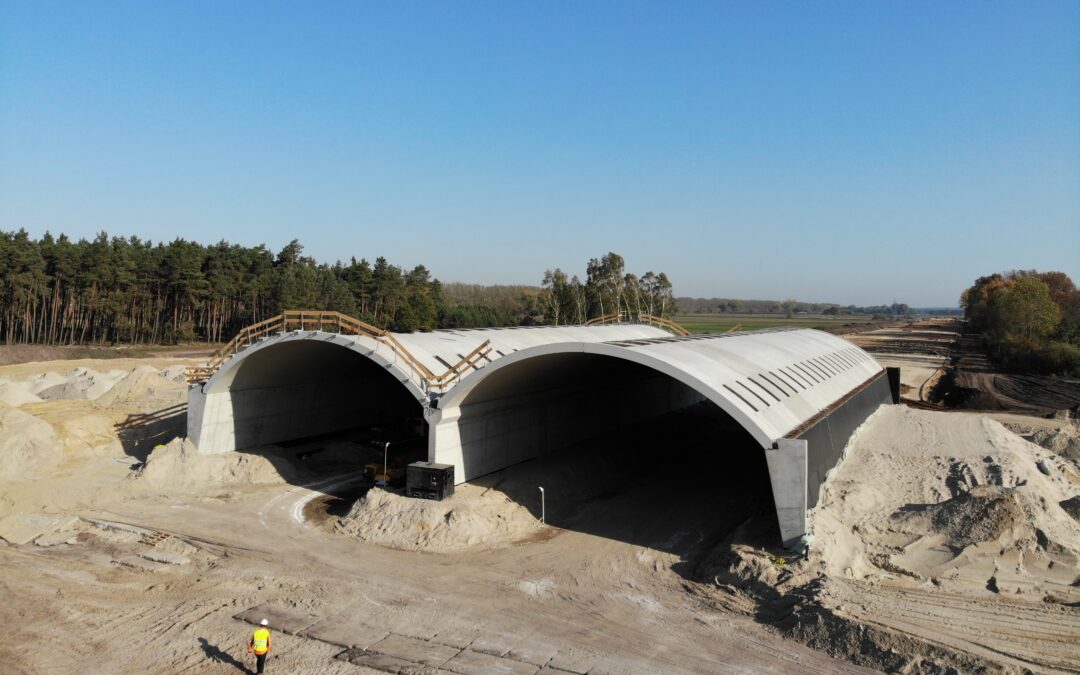 Przejście górne dla zwierząt dużych nad drogą S5